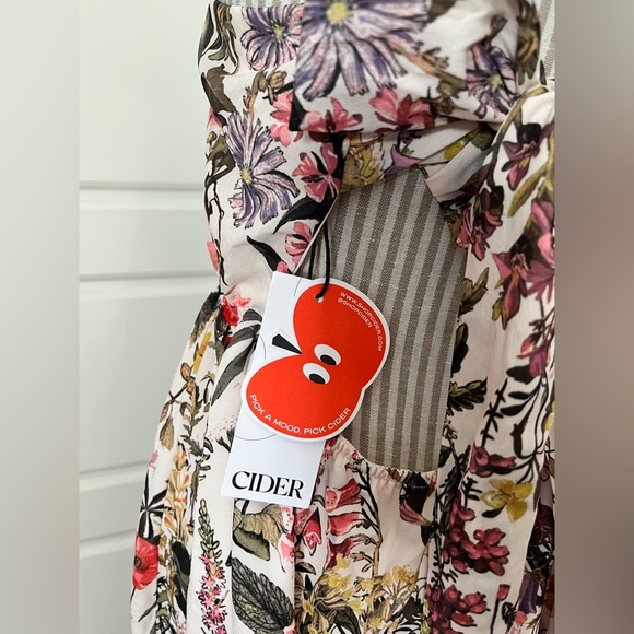 BNWT Floral Knotted Cutout Maxi Dress - Picture 6 of 10